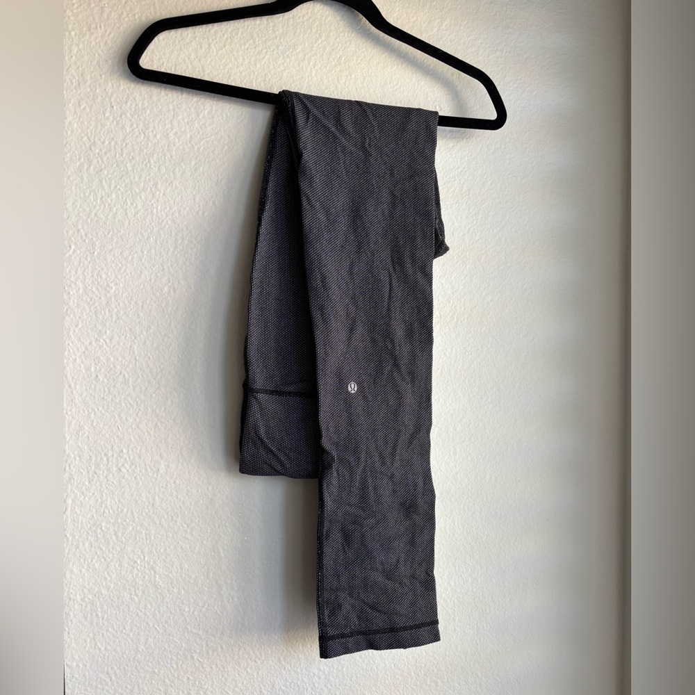 Lululemon leggings size 8